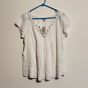 American Eagle Outfitters White Blouse